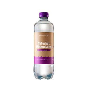 Mineralvatten med kolsyra & skogsbär 0.5L