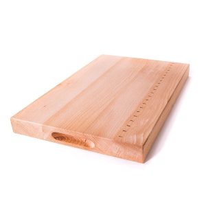 Skärbräda i bok med handtag, mått och oljad – 600x300x40mm